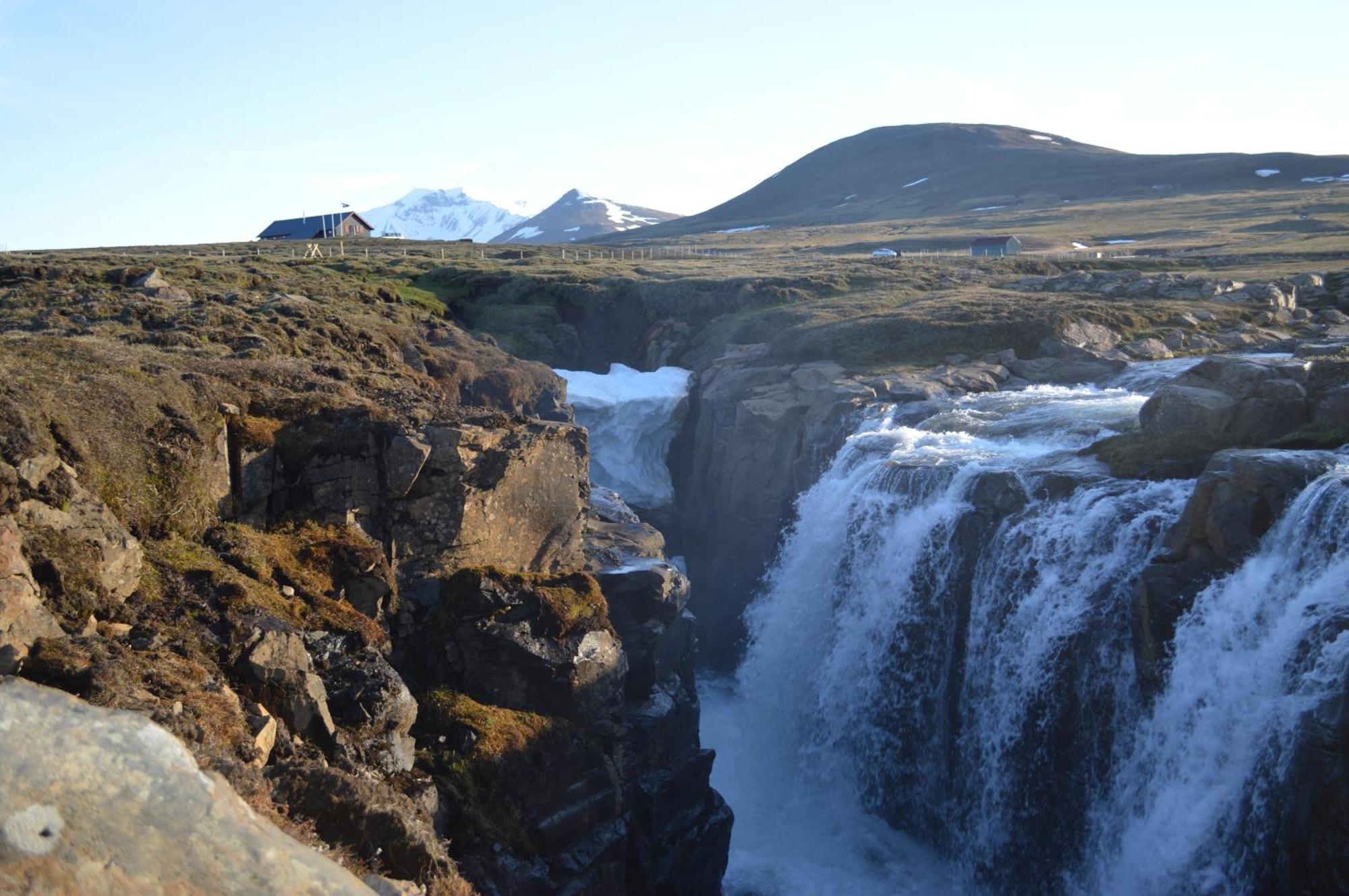 Laugarfell Accommodation & Hot Springs Екстериор снимка