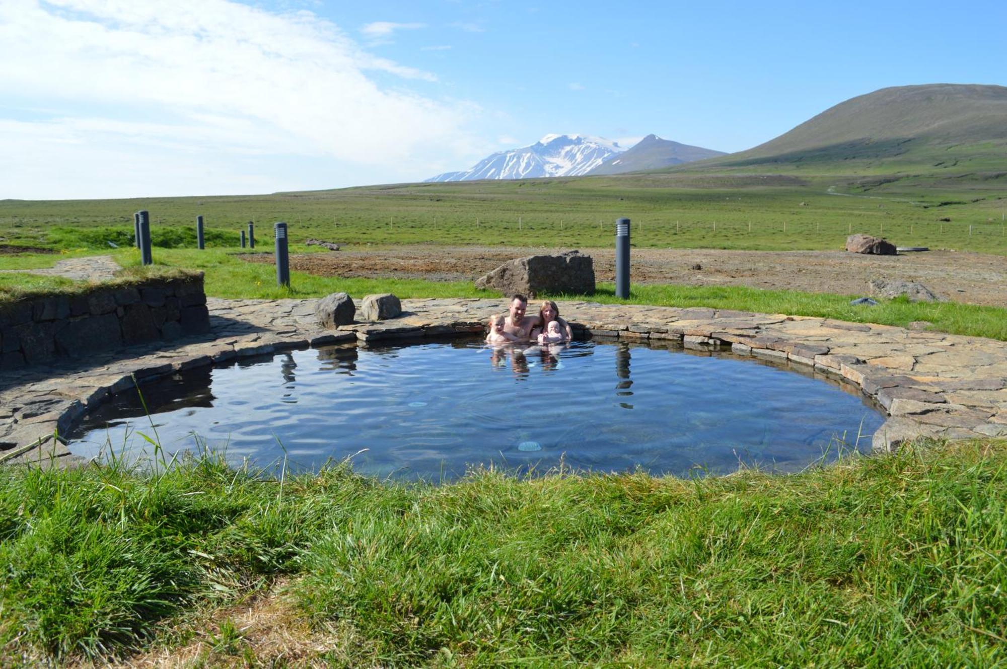 Laugarfell Accommodation & Hot Springs Екстериор снимка